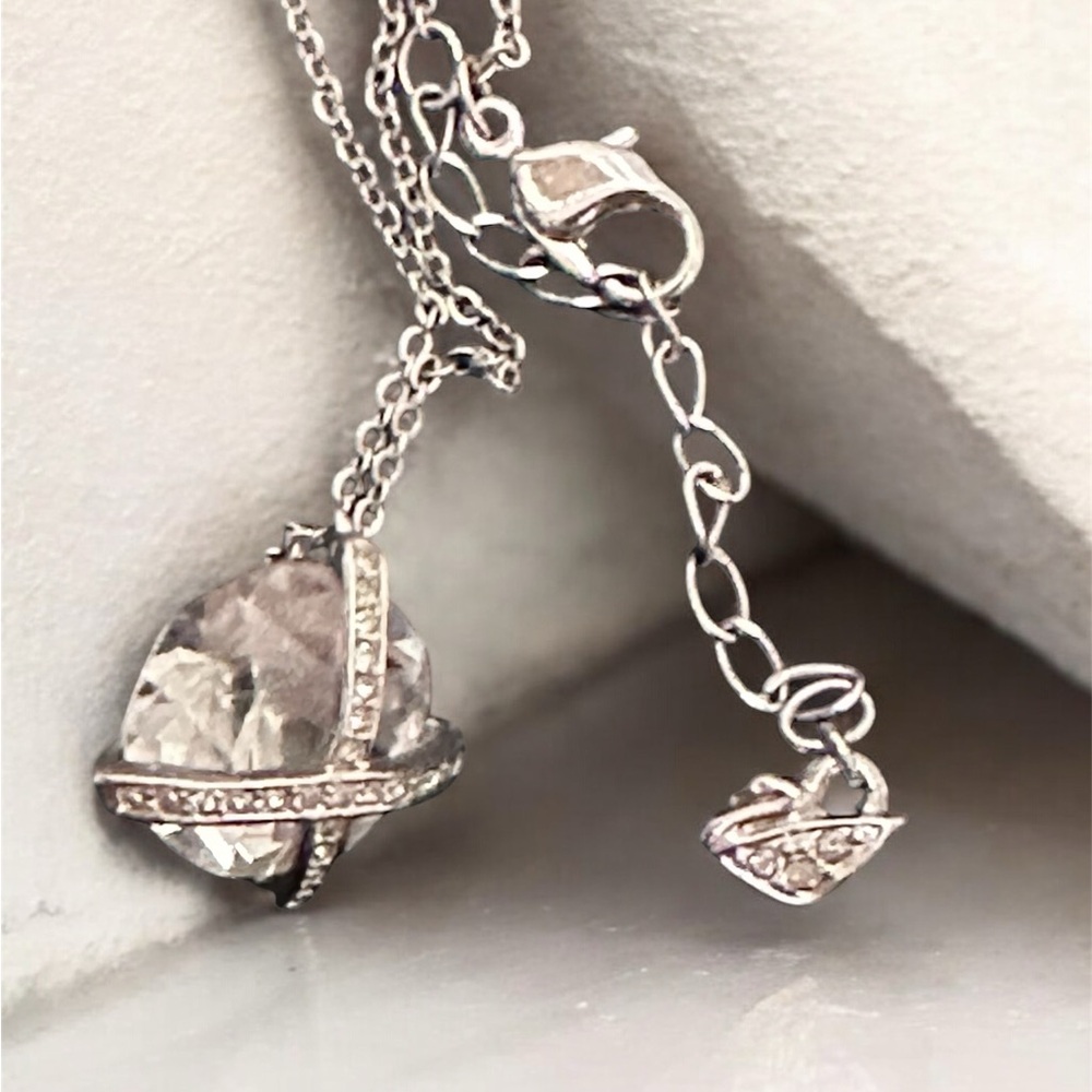 Swarovski Crystal Silver Pendant Necklace - Picture 3 of 4